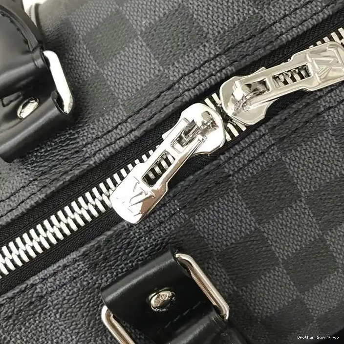 Brother Sam Yupoo LV Bags 19T1L0641 0323